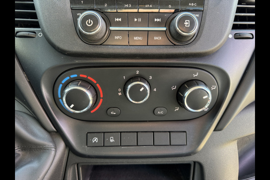 Iveco Daily 35C14 2.3 Kipper Dubbele Cabine Dubbellucht 3,5t Trekhaak 6 Stoelen Airco Cruise Control Benne Tipper