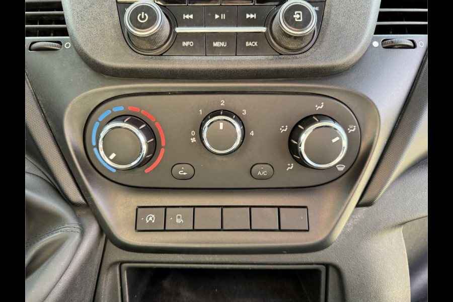 Iveco Daily 35C14 2.3 Kipper Dubbele Cabine Dubbellucht 3,5t Trekhaak 6 Stoelen Airco Cruise Control Benne Tipper