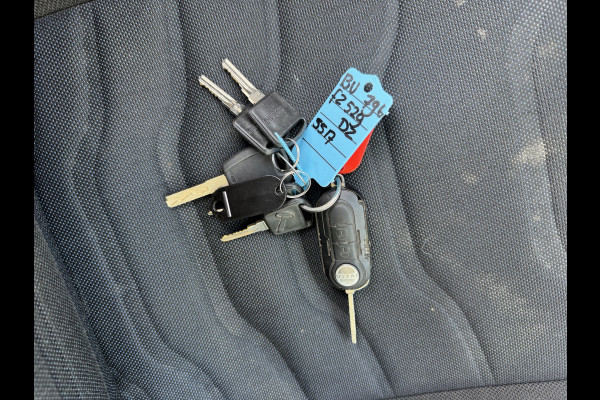 Iveco Daily 35C14 2.3 Kipper Dubbele Cabine Dubbellucht 3,5t Trekhaak 6 Stoelen Airco Cruise Control Benne Tipper