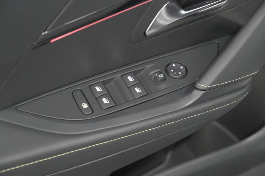 Peugeot 208 PureTech 100 GT | Camera | Navigatie | Apple Carplay | Parkeersensoren