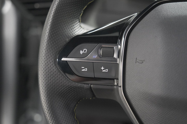 Peugeot 208 PureTech 100 GT | Camera | Navigatie | Apple Carplay | Parkeersensoren