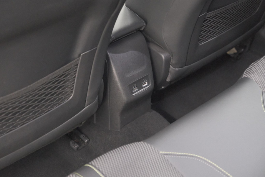 Peugeot 208 PureTech 100 GT | Camera | Navigatie | Apple Carplay | Parkeersensoren