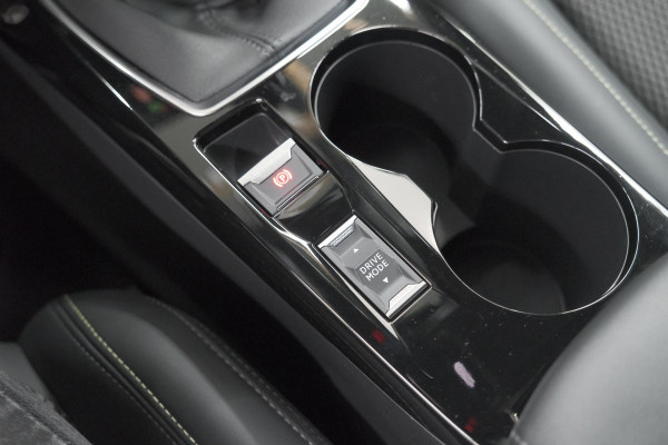 Peugeot 208 PureTech 100 GT | Camera | Navigatie | Apple Carplay | Parkeersensoren