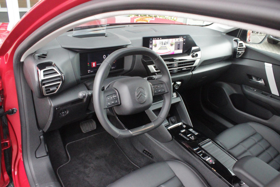 Citroën C4 C4 1.2 HYbrid 145PK MAX | HEAD UP DISPLAY | CAMERA VOOR + ACHTER | NAVIGATIE | DRAADLOZE TELEFOONLADER | FULL LED KOPLAMPEN | DRAADLOZE APPLE CARPLAY/ANDROID AUTO | 18" LICHTMETALEN VELGEN | ADAPTIVE CRUISE CONTROL | CLIMATE CONTROL | LEDEREN BEKLEDING | DAB+ RADIO | KEYLESS ENTRY/START |