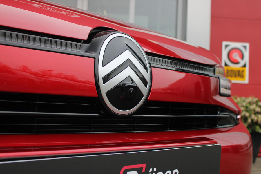 Citroën C4 C4 1.2 HYbrid 145PK MAX | HEAD UP DISPLAY | CAMERA VOOR + ACHTER | NAVIGATIE | DRAADLOZE TELEFOONLADER | FULL LED KOPLAMPEN | DRAADLOZE APPLE CARPLAY/ANDROID AUTO | 18" LICHTMETALEN VELGEN | ADAPTIVE CRUISE CONTROL | CLIMATE CONTROL | LEDEREN BEKLEDING | DAB+ RADIO | KEYLESS ENTRY/START |