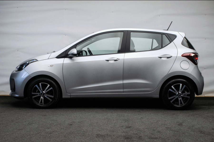 Hyundai i10 1.0i Comfort Luxury ORG NL [ Carplay Cruise Control Parkeersensoren Navigatie DAB+ Airco ]