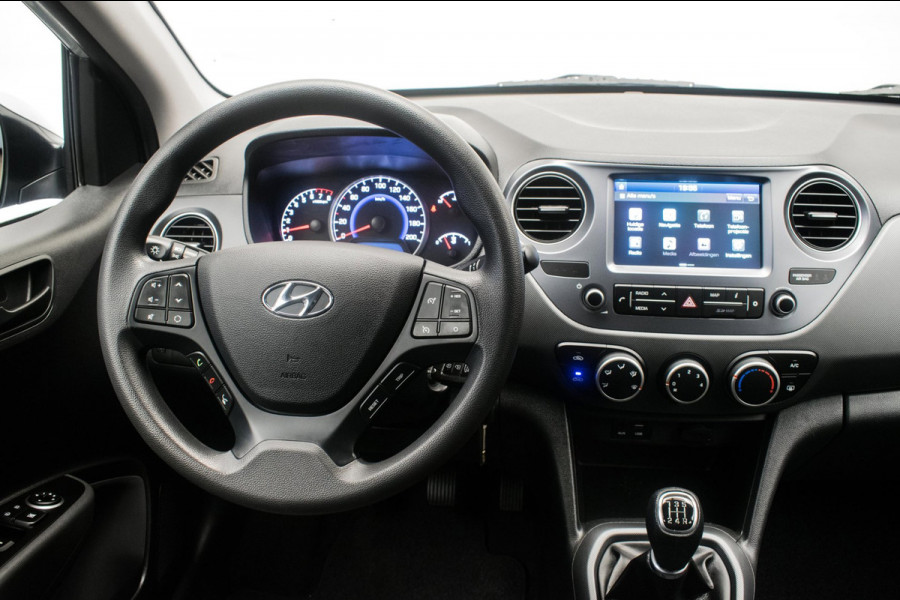 Hyundai i10 1.0i Comfort Luxury ORG NL [ Carplay Cruise Control Parkeersensoren Navigatie DAB+ Airco ]