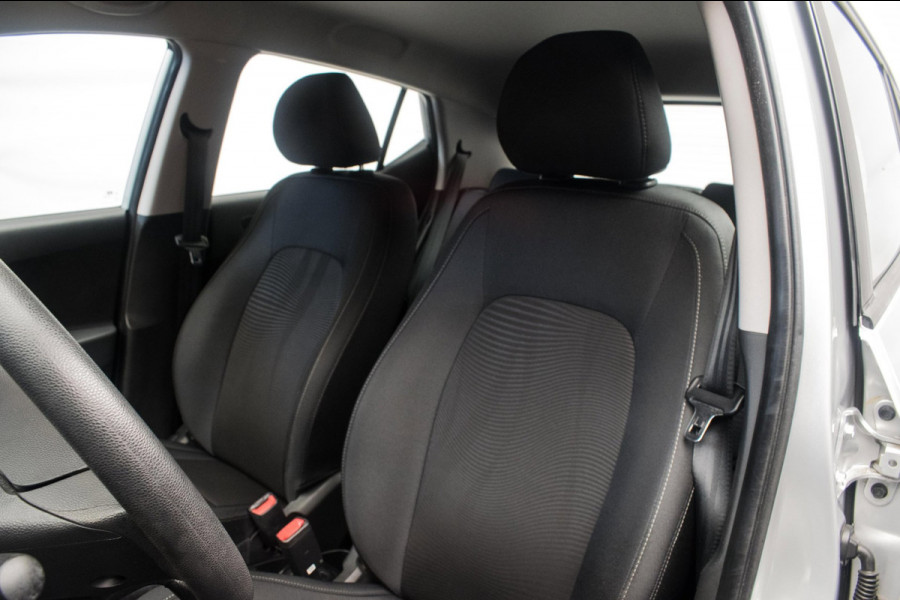 Hyundai i10 1.0i Comfort Luxury ORG NL [ Carplay Cruise Control Parkeersensoren Navigatie DAB+ Airco ]