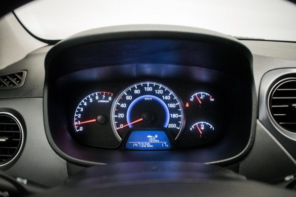 Hyundai i10 1.0i Comfort Luxury ORG NL [ Carplay Cruise Control Parkeersensoren Navigatie DAB+ Airco ]