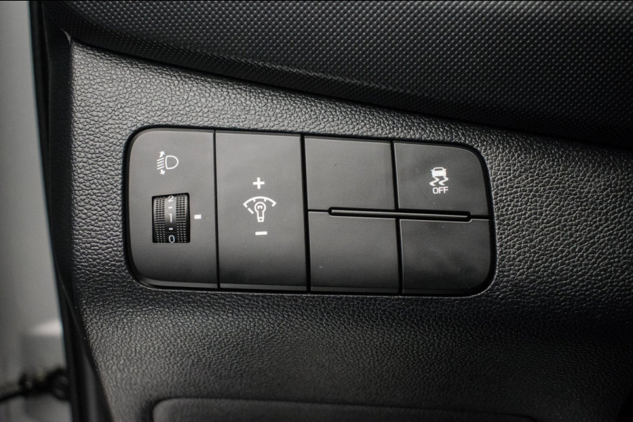 Hyundai i10 1.0i Comfort Luxury ORG NL [ Carplay Cruise Control Parkeersensoren Navigatie DAB+ Airco ]