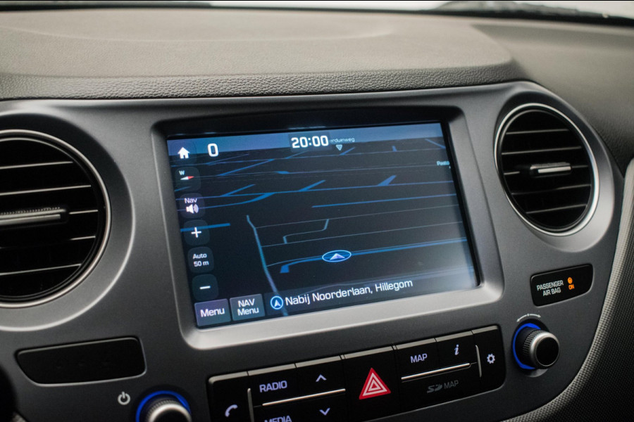 Hyundai i10 1.0i Comfort Luxury ORG NL [ Carplay Cruise Control Parkeersensoren Navigatie DAB+ Airco ]