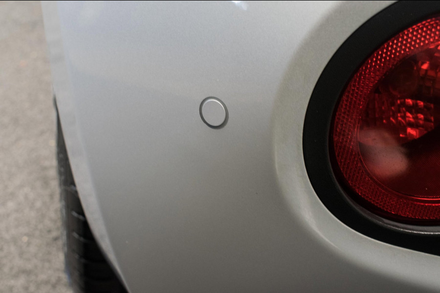 Hyundai i10 1.0i Comfort Luxury ORG NL [ Carplay Cruise Control Parkeersensoren Navigatie DAB+ Airco ]