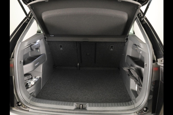 Škoda Elroq 60 Business Edition 204 pk | Trekhaak wegklapbaar | Lichtmetalen velgen 20 inch Vega