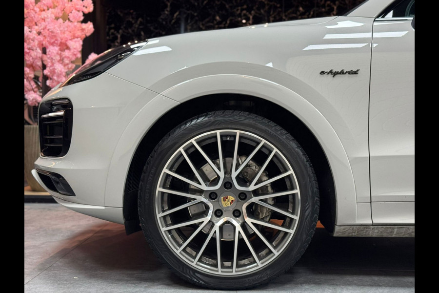 Porsche Cayenne Coupé 3.0 E-Hybrid|ACC|PANO|SPORTCHRONO|22''|SOFTCLOSE