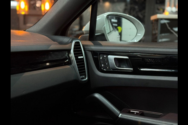 Porsche Cayenne Coupé 3.0 E-Hybrid|ACC|PANO|SPORTCHRONO|22''|SOFTCLOSE