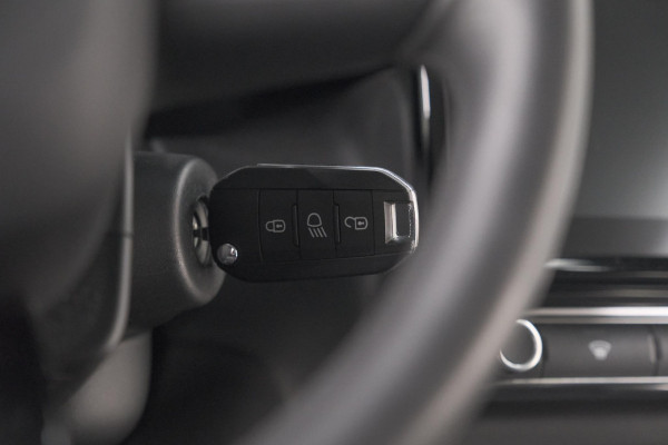 Citroën C3 Aircross PureTech 130 EAT6 Shine | Parkeersensoren | Apple Carplay | Stoelverwarming