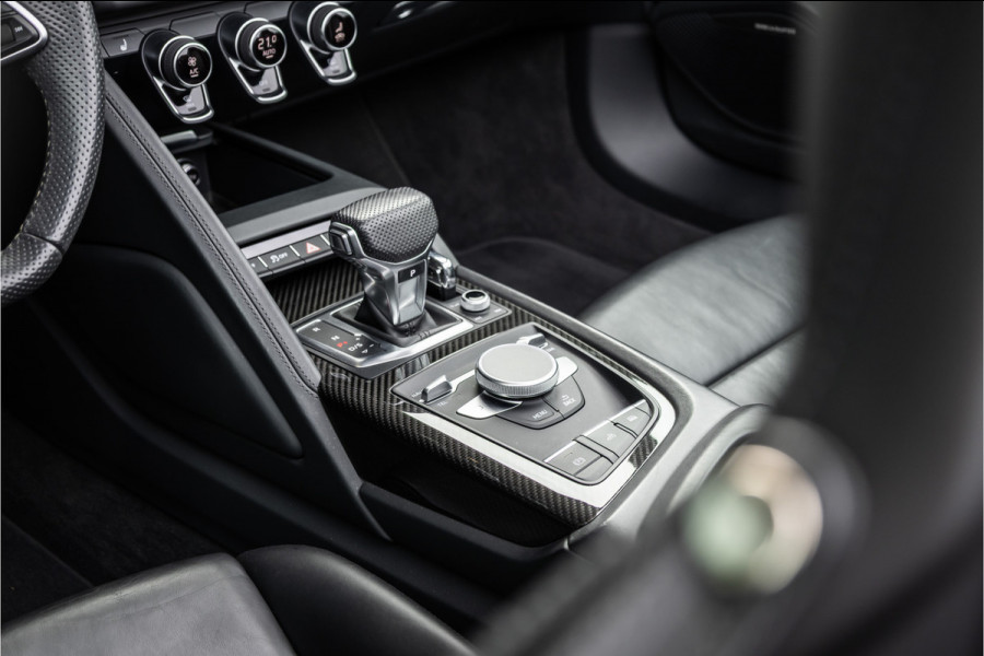 Audi R8 Spyder 5.2 performance quattro - Keramisch | B&O | Carbon | Camera