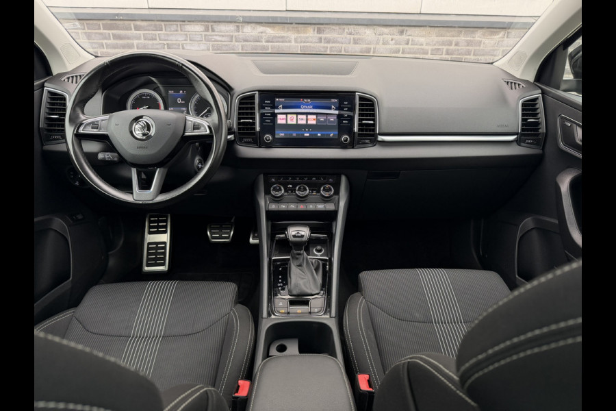Škoda Karoq 1.5 TSI ACT Style | Pano | Elek. Trekhaak | LED | Carplay | Camera | Navi | PDC