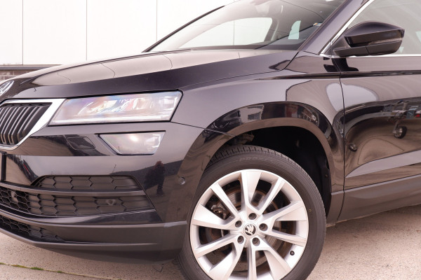 Škoda Karoq 1.5 TSI ACT Style | Pano | Elek. Trekhaak | LED | Carplay | Camera | Navi | PDC
