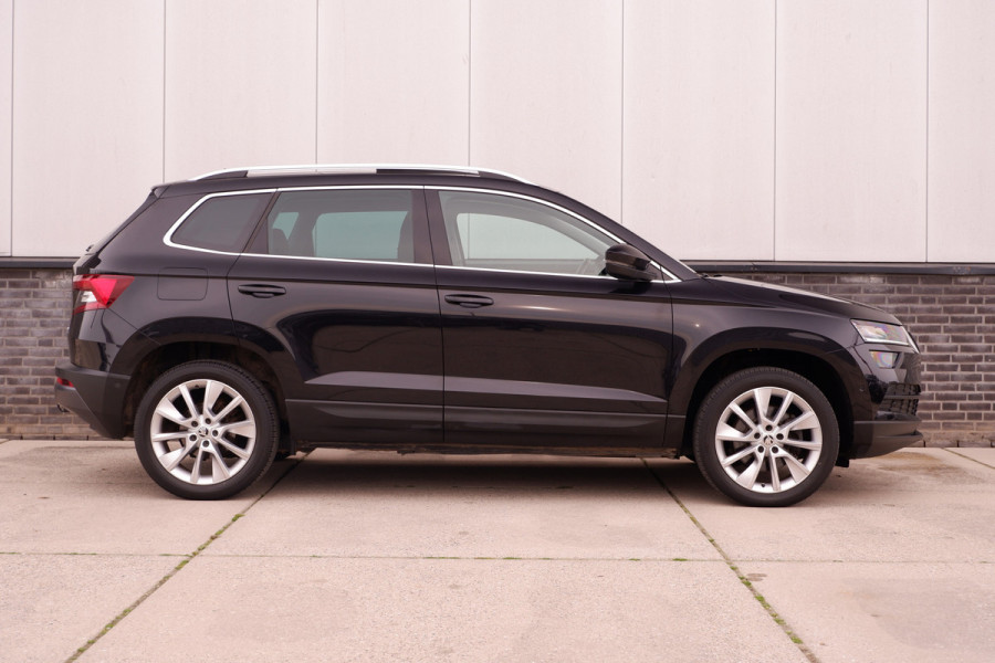 Škoda Karoq 1.5 TSI ACT Style | Pano | Elek. Trekhaak | LED | Carplay | Camera | Navi | PDC