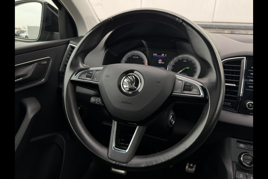 Škoda Karoq 1.5 TSI ACT Style | Pano | Elek. Trekhaak | LED | Carplay | Camera | Navi | PDC