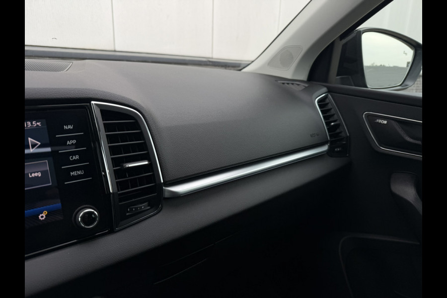 Škoda Karoq 1.5 TSI ACT Style | Pano | Elek. Trekhaak | LED | Carplay | Camera | Navi | PDC