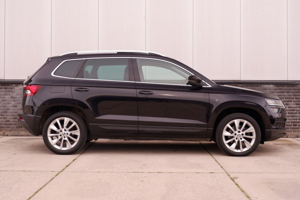 Škoda Karoq 1.5 TSI ACT Style | Pano | Elek. Trekhaak | LED | Carplay | Camera | Navi | PDC