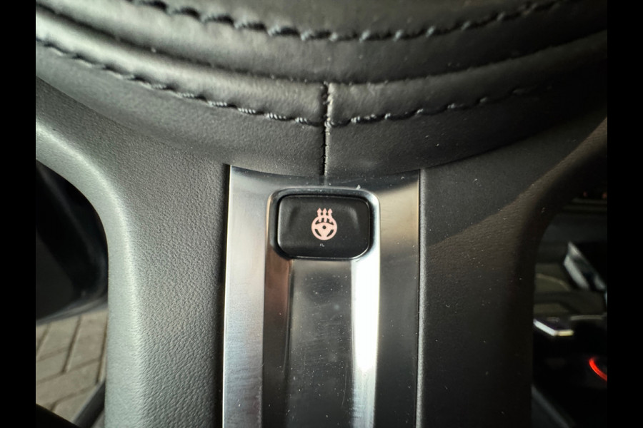 BMW 1-serie M135i xDrive High Executive Pano|Memory|HuD|H/K