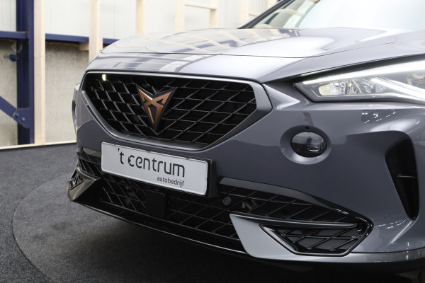 CUPRA Formentor 1.4 e-Hybrid VZ 245 PK Performance PHEV, Carplay, Stuur-Startknop, Keyless