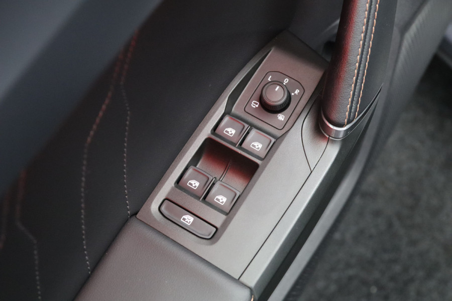 CUPRA Formentor 1.4 e-Hybrid VZ 245 PK Performance PHEV, Carplay, Stuur-Startknop, Keyless