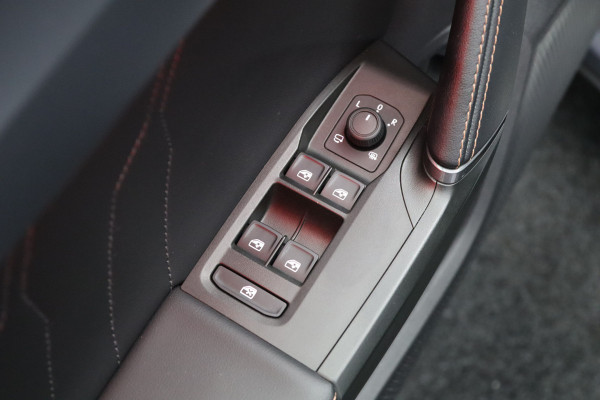 CUPRA Formentor 1.4 e-Hybrid VZ 245 PK Performance PHEV, Carplay, Stuur-Startknop, Keyless