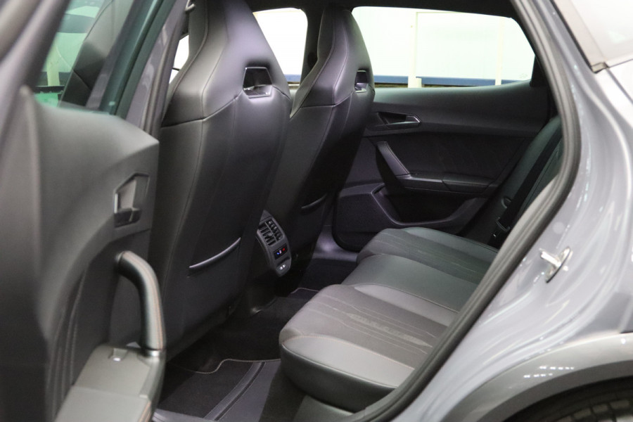 CUPRA Formentor 1.4 e-Hybrid VZ 245 PK Performance PHEV, Carplay, Stuur-Startknop, Keyless