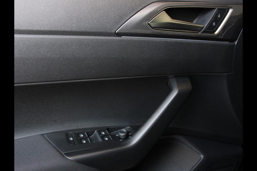 Volkswagen Polo 2.0 TSI 207pk Automaat GTI Navigatie Apple Carplay/Android Auto Led Adaptive Cruise Control Dab Verwarmde voorstoelen