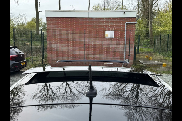 Volkswagen Taigo TSI 110PK DSG R-LINE BUSINESS IQ-LIGHT/CARPLAY/PANORAMADAK