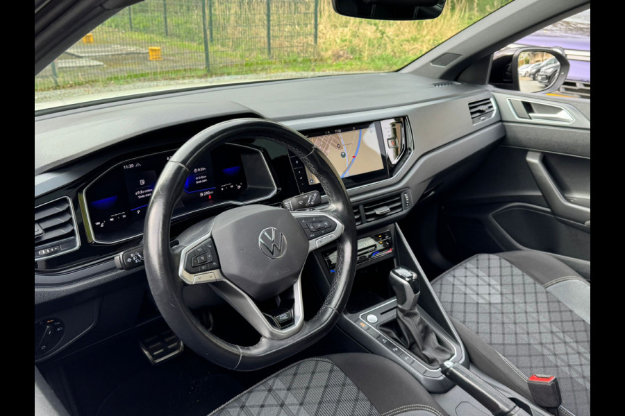 Volkswagen Taigo TSI 110PK DSG R-LINE BUSINESS IQ-LIGHT/CARPLAY/PANORAMADAK