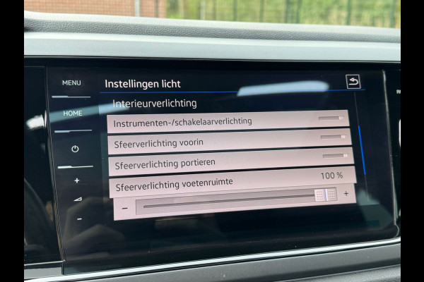 Volkswagen Taigo TSI 110PK DSG R-LINE BUSINESS IQ-LIGHT/CARPLAY/PANORAMADAK