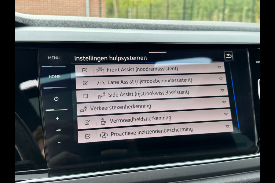 Volkswagen Taigo TSI 110PK DSG R-LINE BUSINESS IQ-LIGHT/CARPLAY/PANORAMADAK