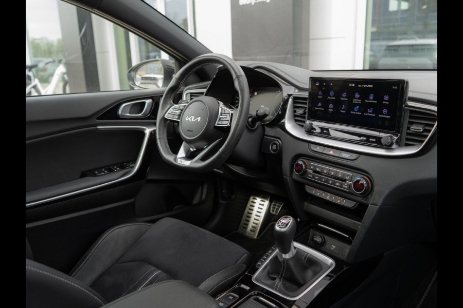 Kia Ceed Sportswagon 1.5 T-GDi GT-Line | Stoel en stuurverwarming | Schuifkanteldak | Afneembare Trekhaak |