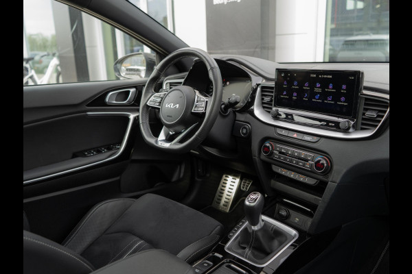 Kia Ceed Sportswagon 1.5 T-GDi GT-Line | Stoel en stuurverwarming | Schuifkanteldak | Afneembare Trekhaak |