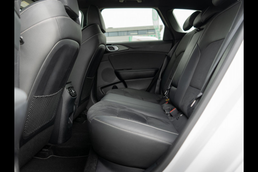 Kia Ceed Sportswagon 1.5 T-GDi GT-Line | Stoel en stuurverwarming | Schuifkanteldak | Afneembare Trekhaak |
