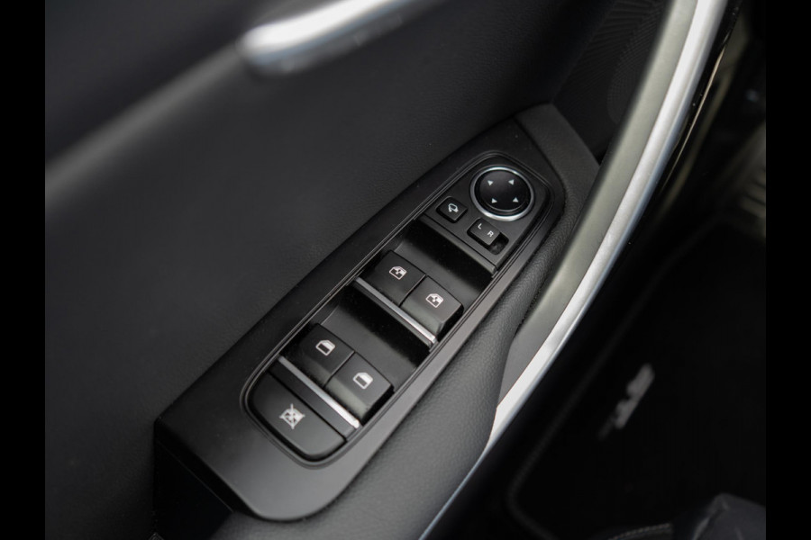 Kia Ceed Sportswagon 1.5 T-GDi GT-Line | Stoel en stuurverwarming | Schuifkanteldak | Afneembare Trekhaak |