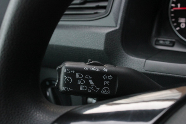 Volkswagen Caddy 2.0 TDI 185PK JB-EDITION / FULL BLACK / SCHROEFSET / LEDEREN BEKLEDING / NIEUWSTAAT / ELEK-PAKKET / AIRCO / APPLE