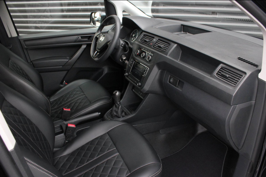 Volkswagen Caddy 2.0 TDI 185PK JB-EDITION / FULL BLACK / SCHROEFSET / LEDEREN BEKLEDING / NIEUWSTAAT / ELEK-PAKKET / AIRCO / APPLE