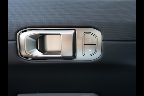 Kia EV4 Plus Advanced 58.3 kWh | DIRECT LEVERBAAR | Schuifkanteldak | Navigatie | Stoel en stuurverwarming | H&K | Elektrische achterklep