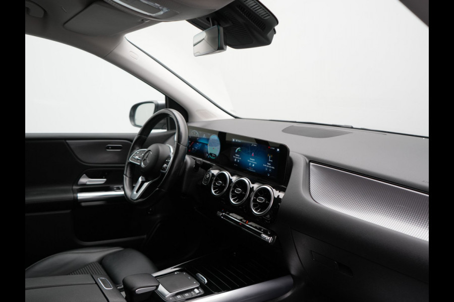 Mercedes-Benz B-Klasse 250 e Progressive PHEV 218pk Dealer O.H | Trekhaak Af Fabriek | 360 Camera | Blis | Sportstoelen & Stuur Verwarmd | Apple Carplay | Widescreen | Navigatie | Virtual | DAB | L.M 17"| Plug In Hybrid |