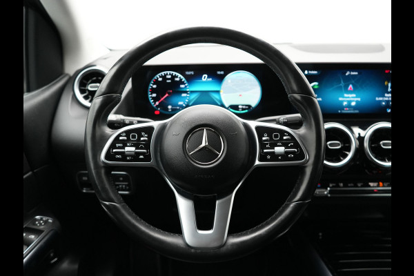 Mercedes-Benz B-Klasse 250 e Progressive PHEV 218pk Dealer O.H | Trekhaak Af Fabriek | 360 Camera | Blis | Sportstoelen & Stuur Verwarmd | Apple Carplay | Widescreen | Navigatie | Virtual | DAB | L.M 17"| Plug In Hybrid |