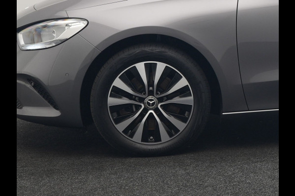 Mercedes-Benz B-Klasse 250 e Progressive PHEV 218pk Dealer O.H | Trekhaak Af Fabriek | 360 Camera | Blis | Sportstoelen & Stuur Verwarmd | Apple Carplay | Widescreen | Navigatie | Virtual | DAB | L.M 17"| Plug In Hybrid |