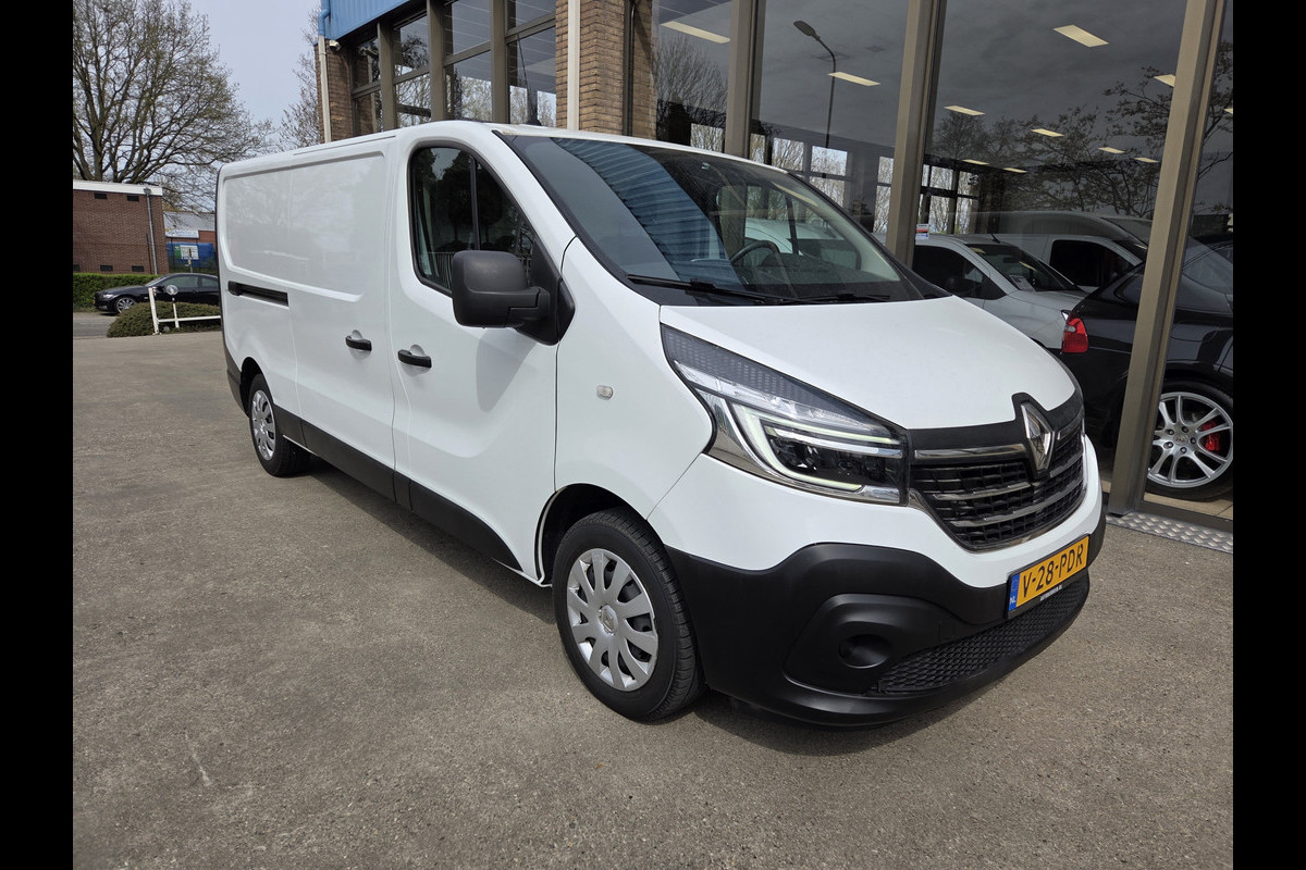 Renault Trafic 2.0 dCi L2 Facefilt Airco Cruisecontrol 120 Pk Trekhaak