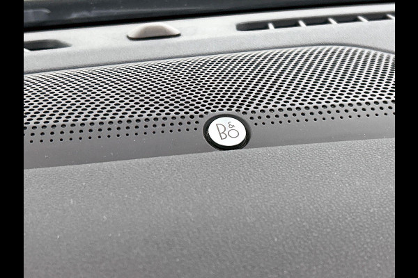 Ford Kuga 2.5 PHEV ST-Line PANORAMADAK | CAMERA | B&O AUDIO | TREKHAAK