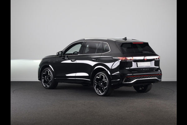 Volkswagen Tiguan R-Line Edition 1.5 eHybrid 272 PK DSG | 20" LM | IQ.Light | 360 graden camera | Panoramadak | Stoelventilatie |